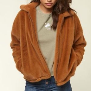 O’Neill Surf Women’s Faux Fur Merina Jacket NWT S